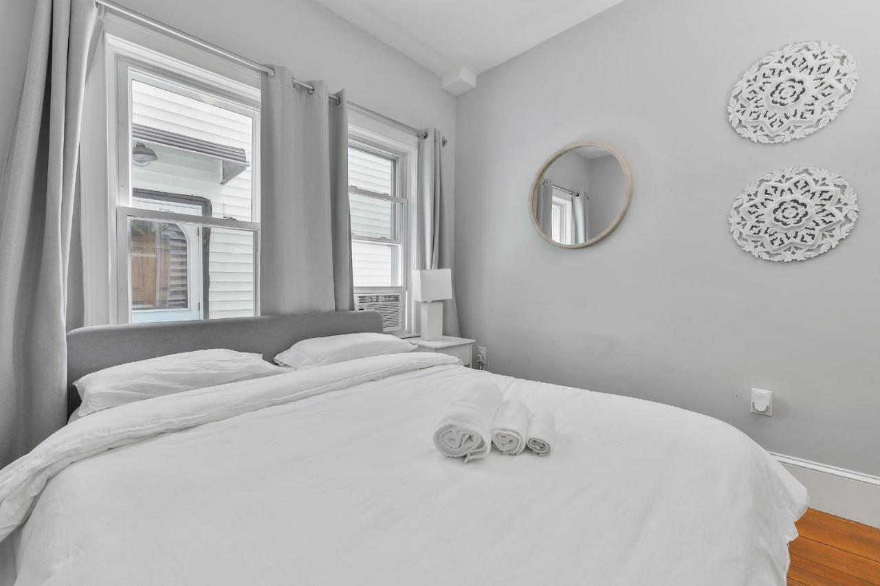 Apartment The Maverick - Luxurious - Free Parking - 2 Miles From Boston Logan Airport