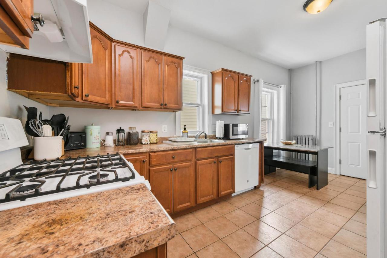 The Maverick - Luxurious - Free Parking - 2 Miles From Boston Logan Airport Chelsea