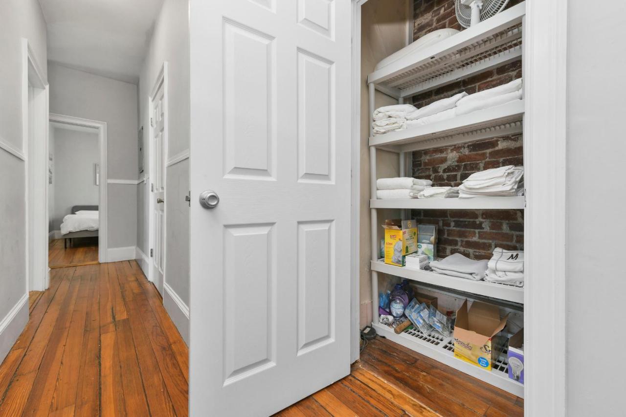 Apartment The Maverick - Luxurious - Free Parking - 2 Miles From Boston Logan Airport Chelsea